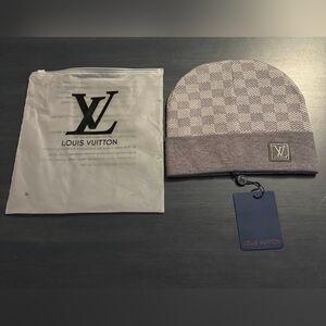 Louis Vuitton Gray Patterned Knit Hat